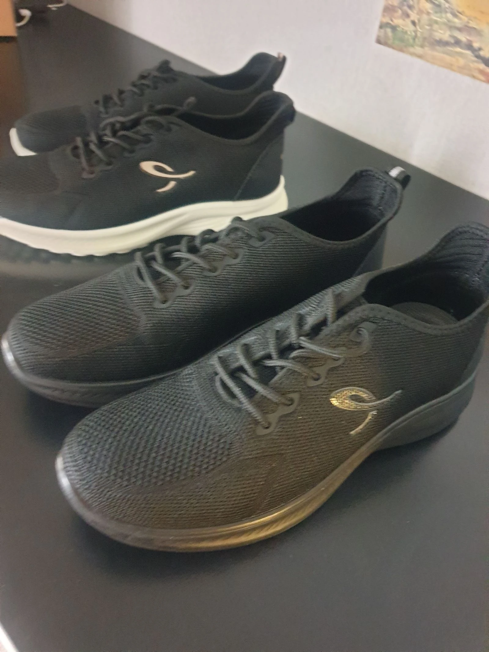 Lot 2 paires de baskets